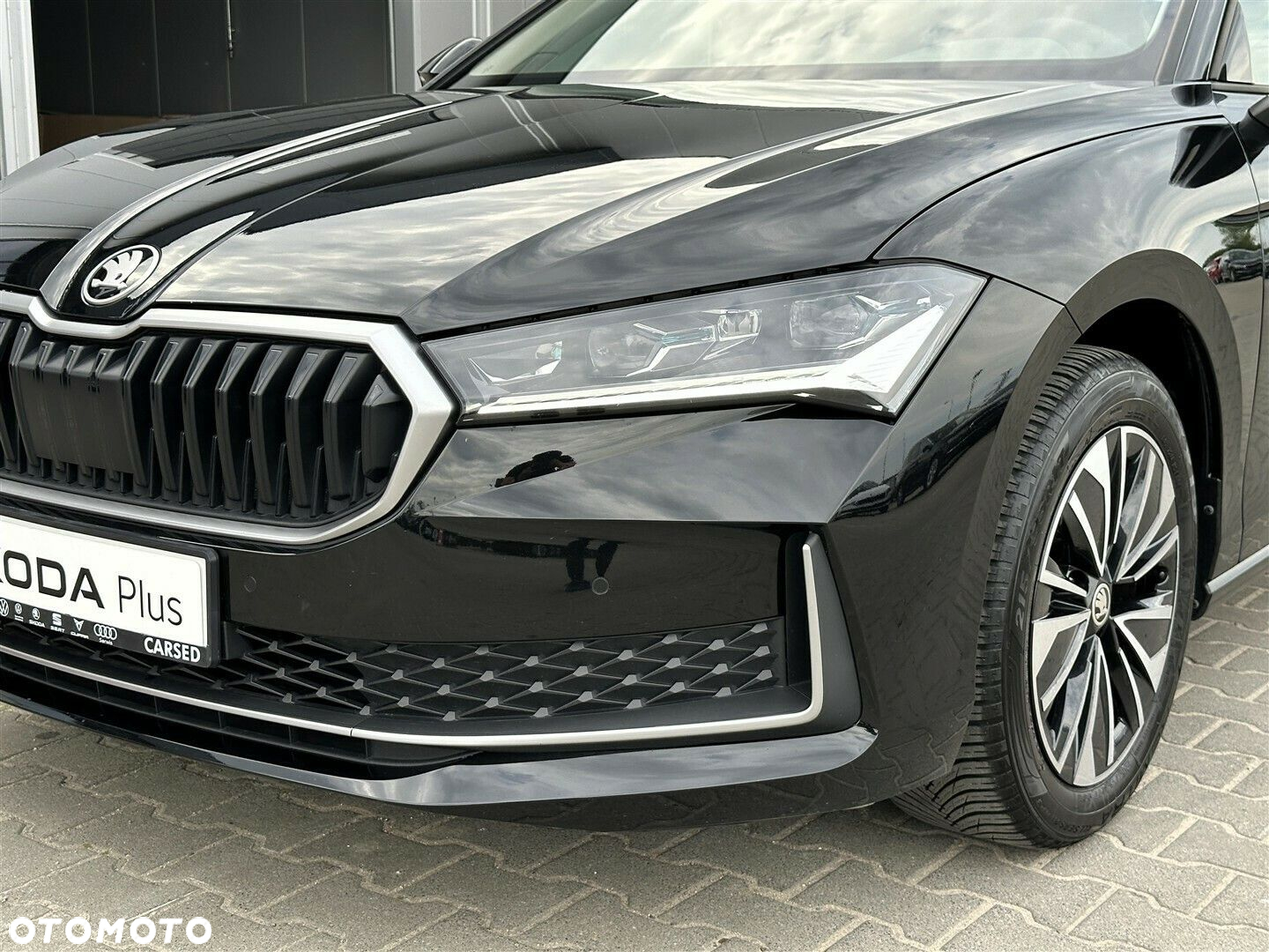 Skoda Superb 2.0 TDI SCR Selection DSG - 37