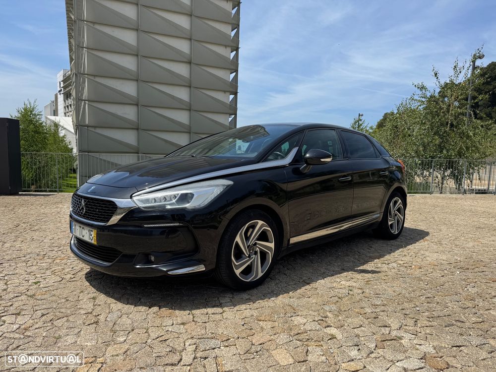 Citroën DS5 2.0 HDi Hy4 So Chic CMP6 88g - 1
