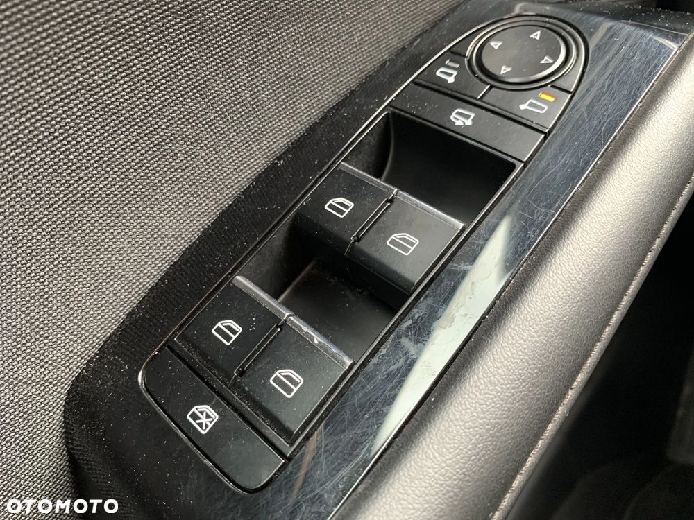 Mazda 3 2.0 mHEV Exclusive Line - 12