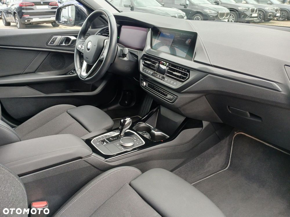 BMW Seria 1 - 16