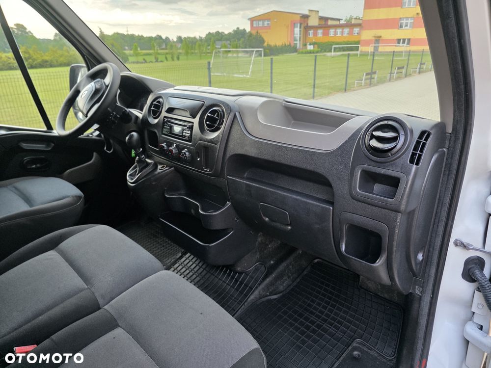 Renault Master - 18