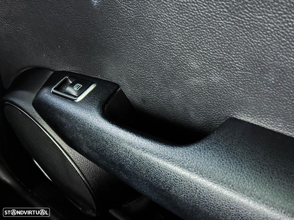 Mercedes-Benz C 180 CDi Avantgarde BlueEfficiency Aut. - 22