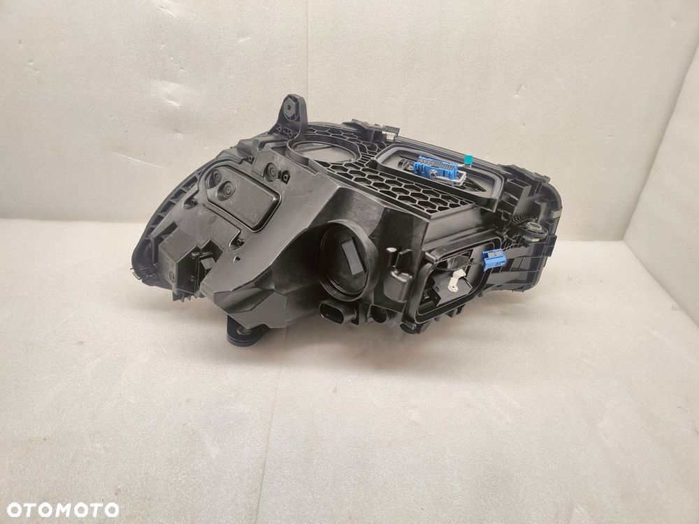 MERCEDES E KLASA W206 DIGITAL LIGHT LAMPA PRAWY PRZÓD A2069068003 - 10