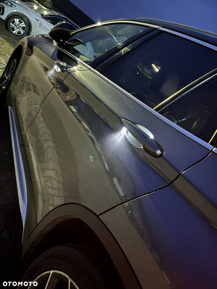 BMW X1 sDrive18d xLine - 30