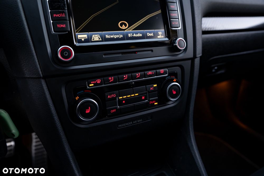 Volkswagen Golf 2.0 R - 34