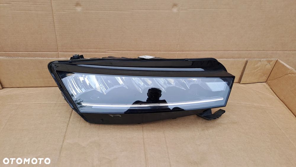 SKODA OCTAVIA 4 IV PRAWA LAMPA FULL LED 5E4941016 - 1