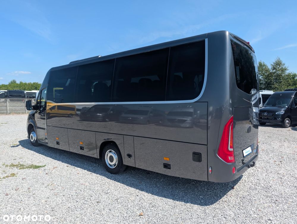 Mercedes-Benz Sprinter 519 - 8