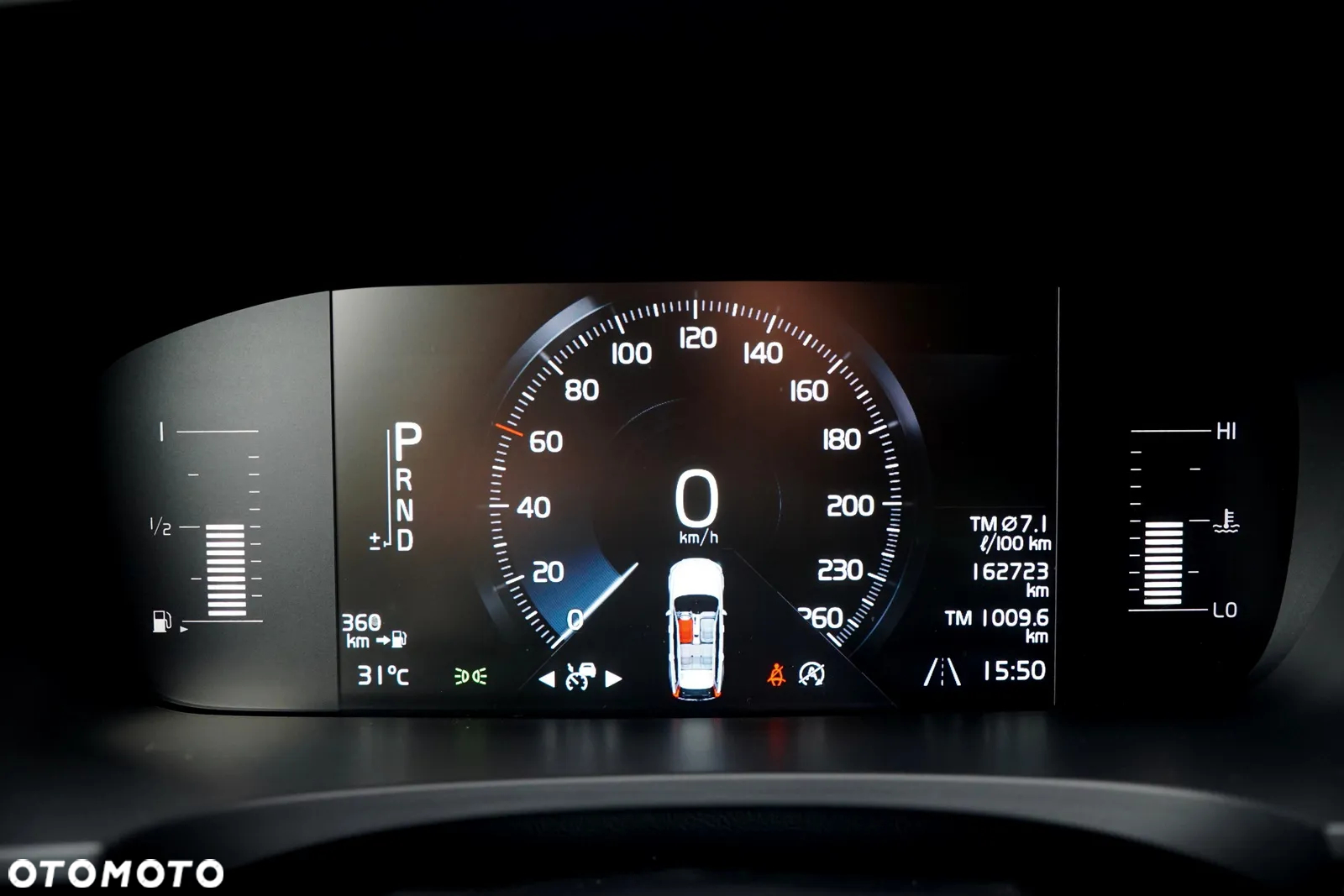 Volvo V90 Cross Country D4 AWD - 30