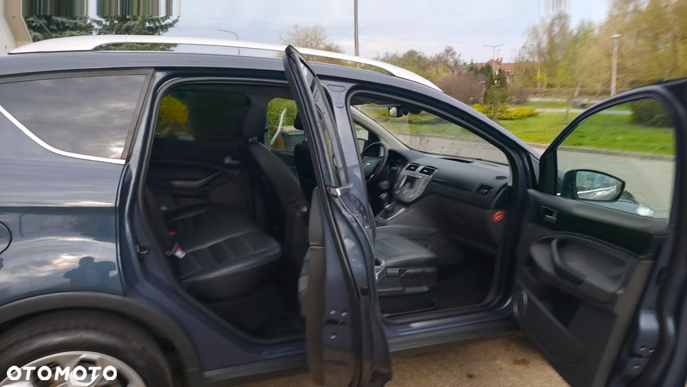 Ford Kuga 2.0 TDCi Titanium FWD - 14