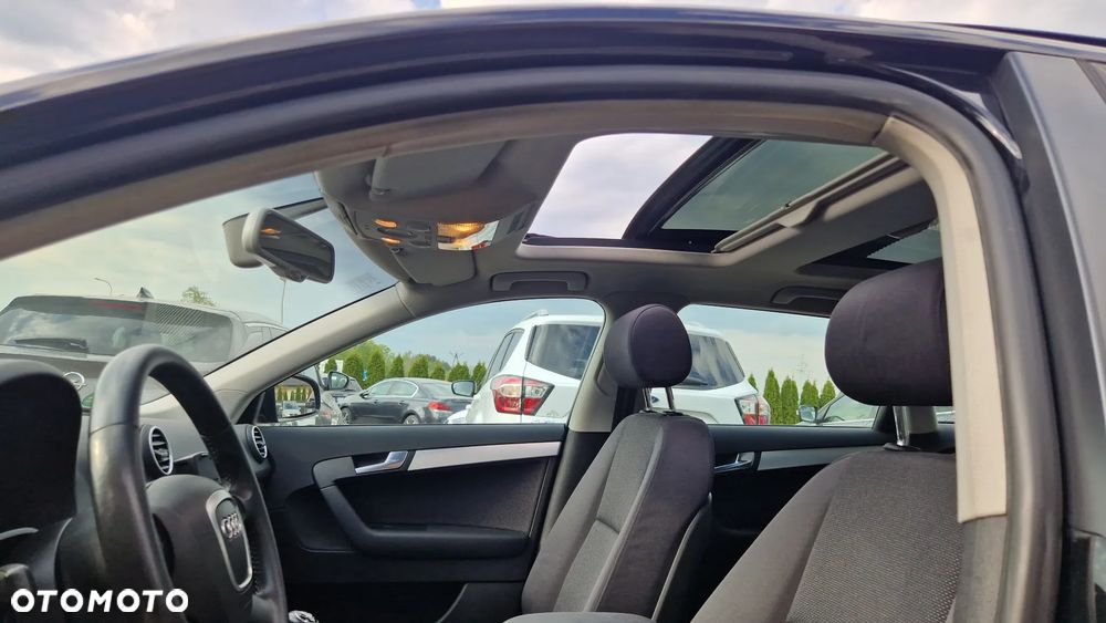 Audi A3 Sportback 1.6 FSI Attraction - 24