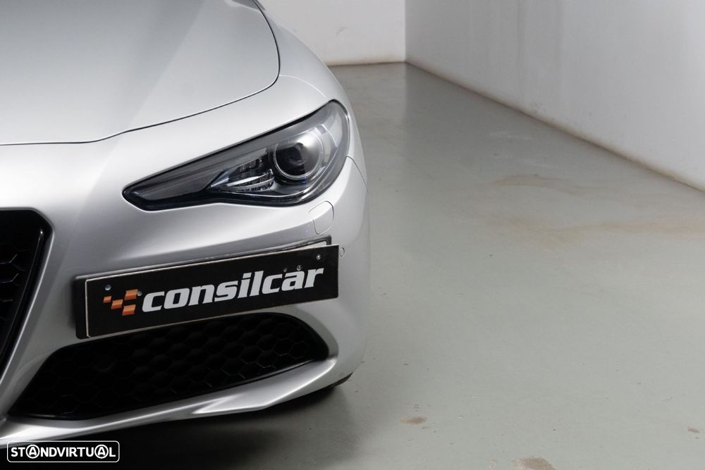 Alfa Romeo Giulia 2.2 D Super AT8 - 16