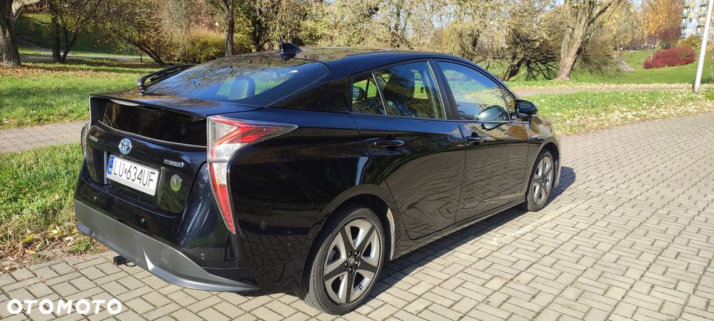 Toyota Prius 1.8 Hybrid Premium - 6