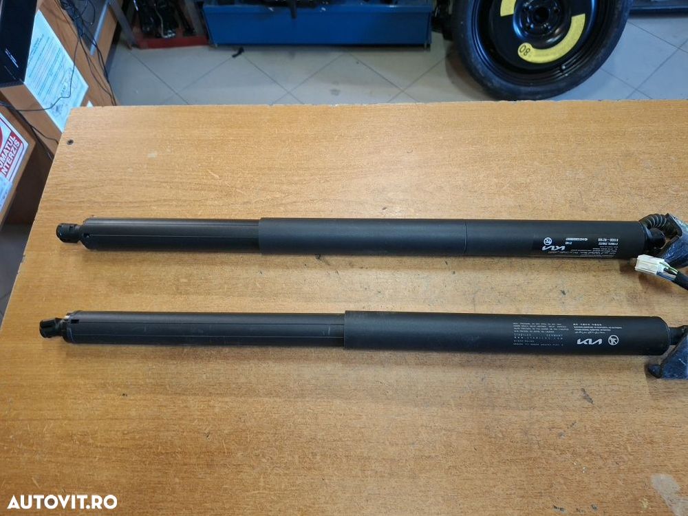 Set amortizoare haion portbagaj Kia Sportage 2021> - 4
