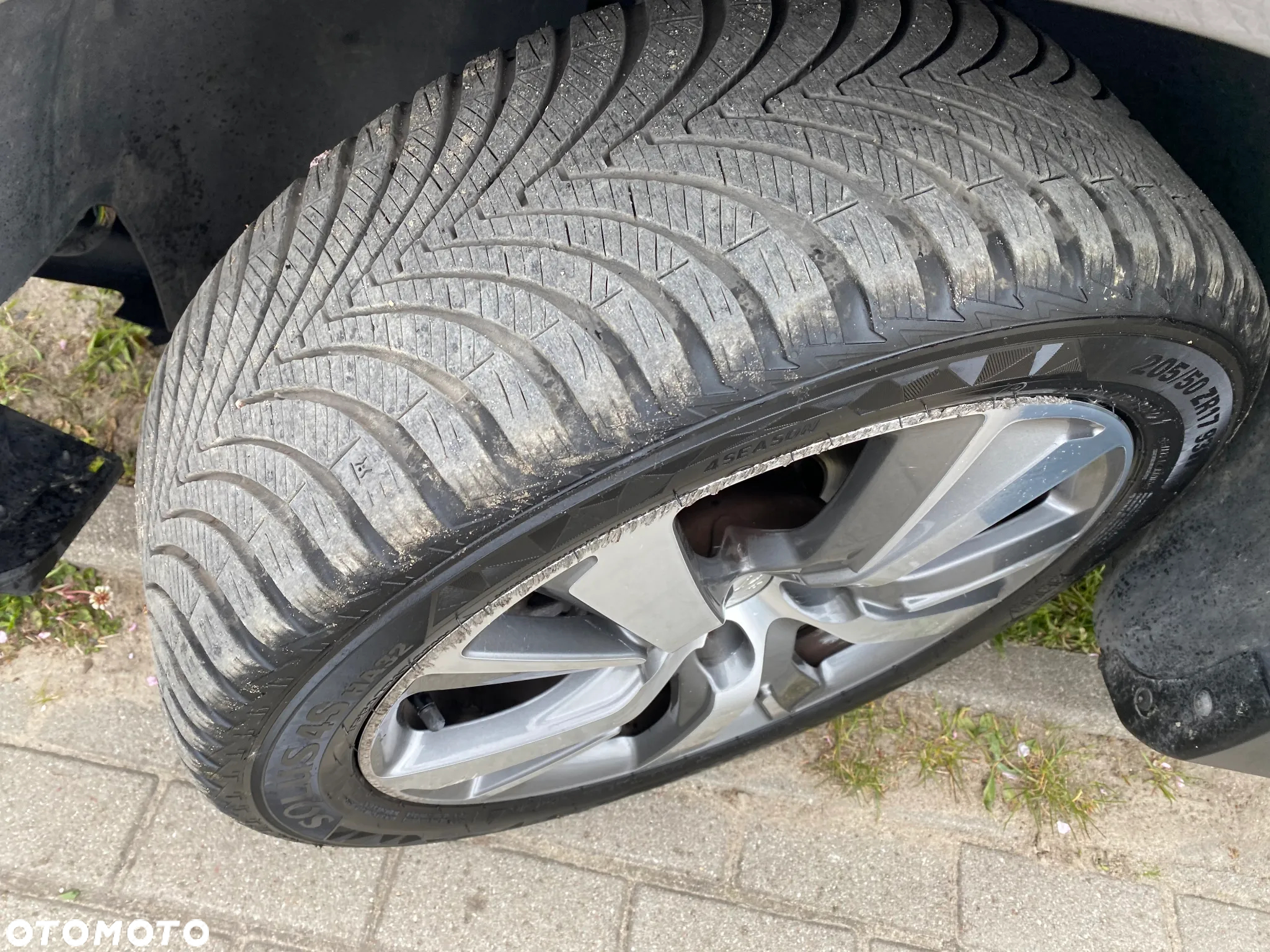 Peugeot 2008 1.2 Pure Tech Allure S&S - 12