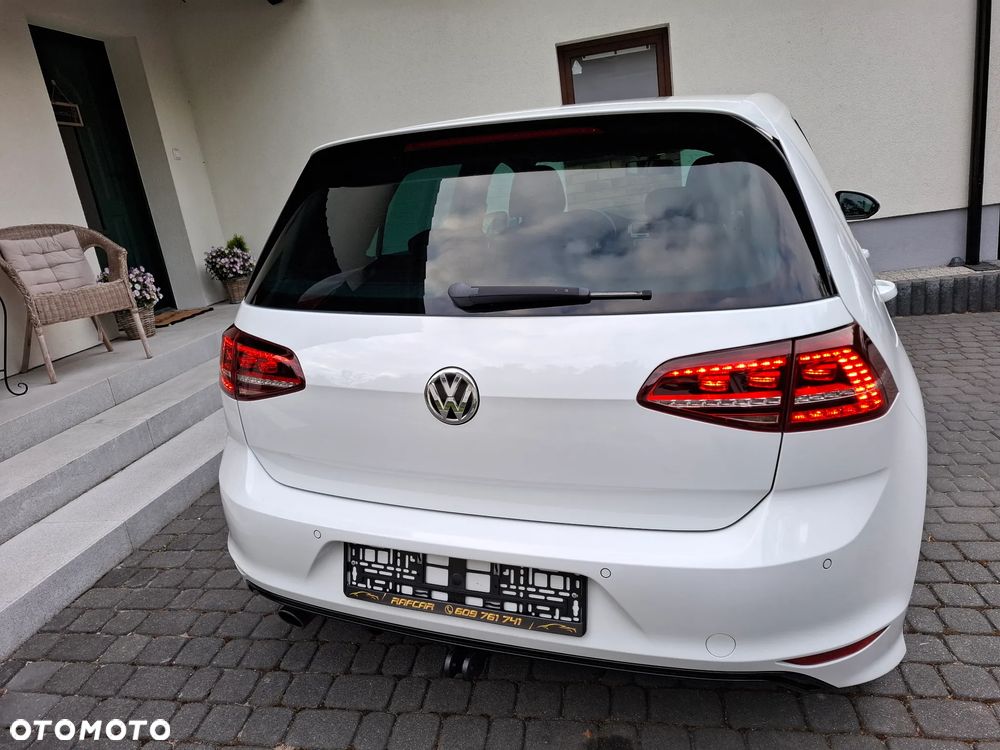 Volkswagen Golf 1.2 TSI BlueMotion Technology Cup - 12