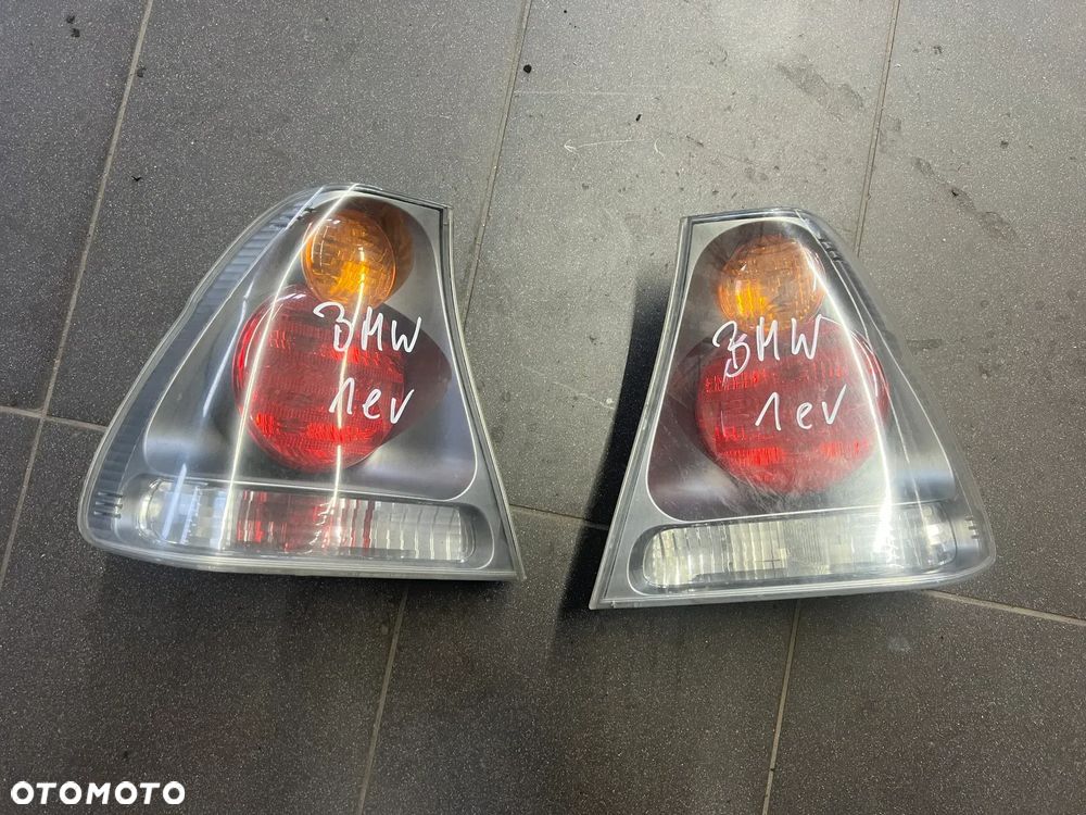 BMW E46 COMPACT LAMPY TYŁ - 1