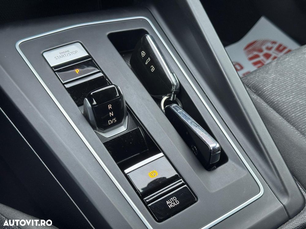 Volkswagen Golf 2.0 TDI SCR DSG Life - 15