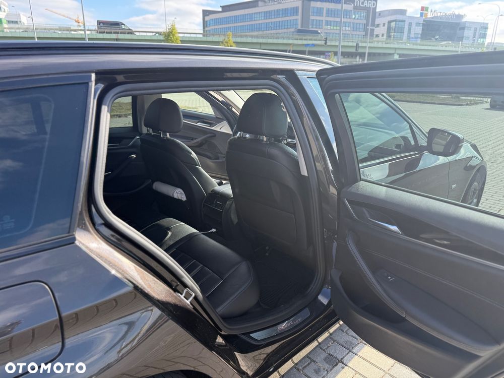 BMW Seria 5 520d Touring Sport Line - 9
