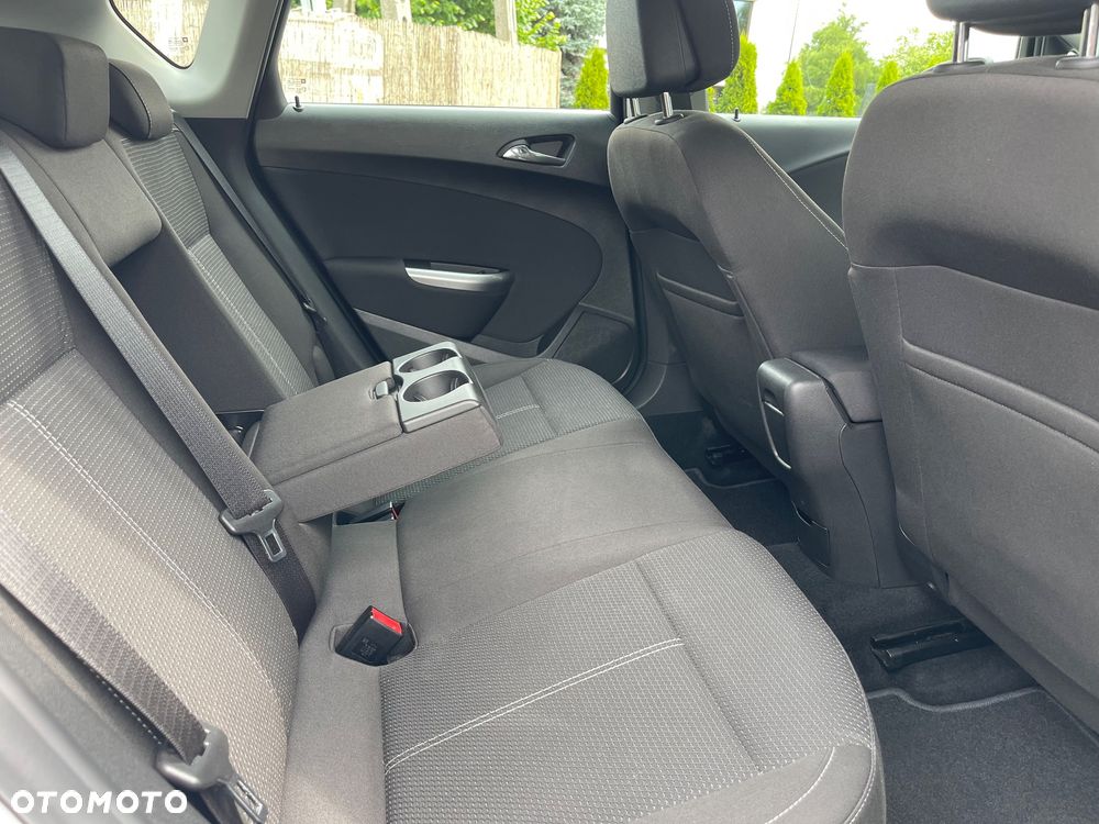 Opel Astra 1.4 Turbo Sport - 15