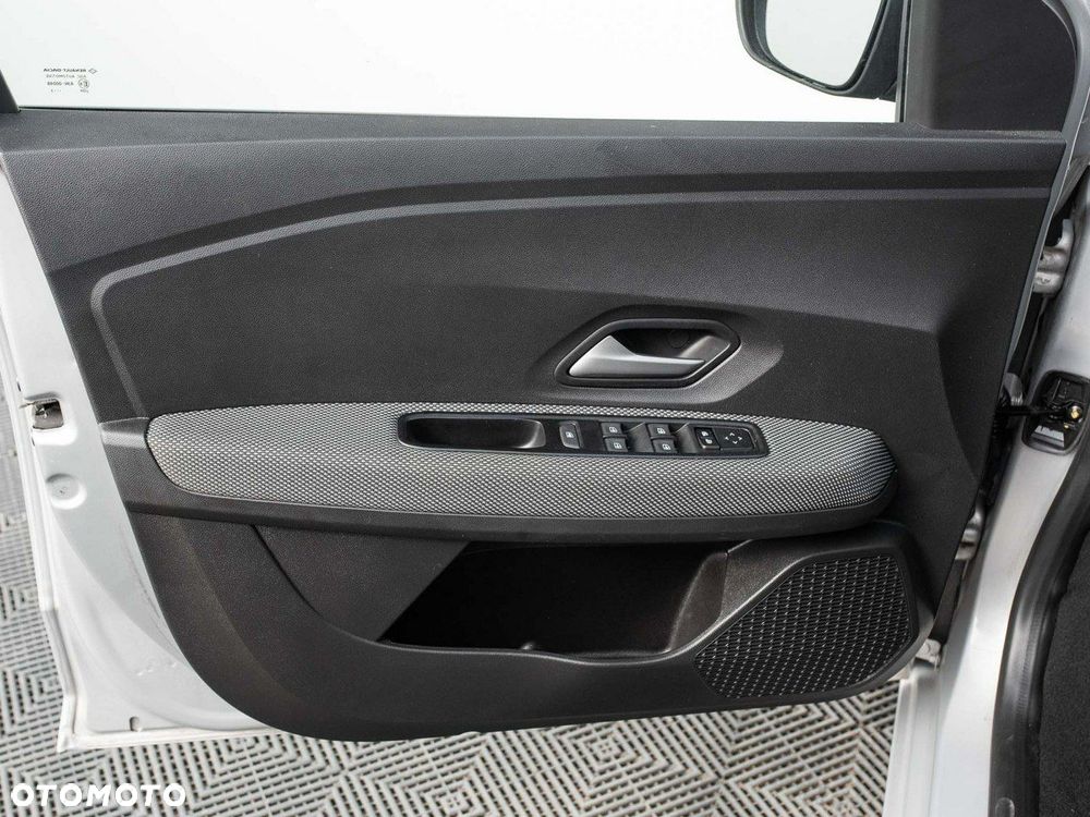 Dacia Sandero 1.0 TCe Expression - 11