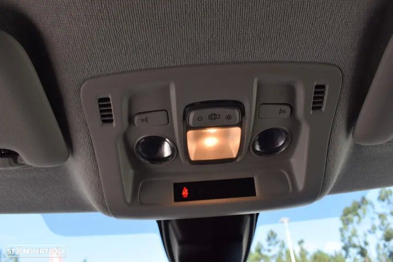 Citroën C3 1.2 PureTech Shine EAT6 - 31