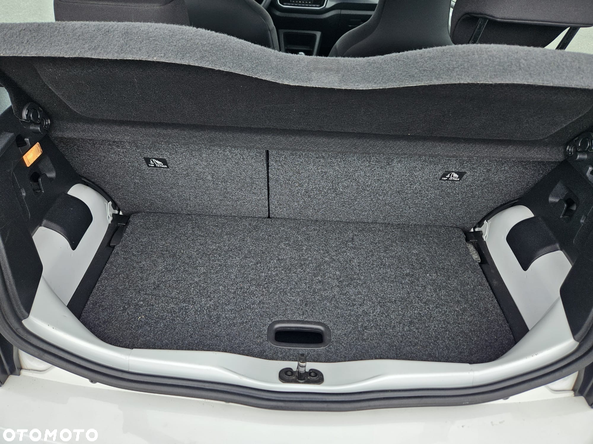 Volkswagen up! - 14