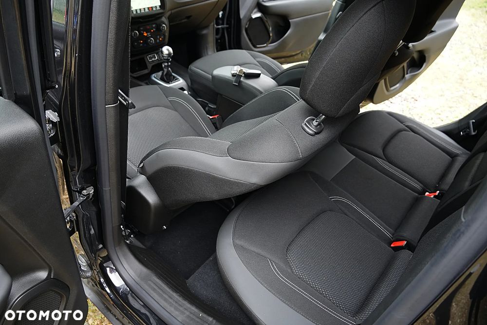 Jeep Renegade 1.0 T-GDI Night Eagle - 29
