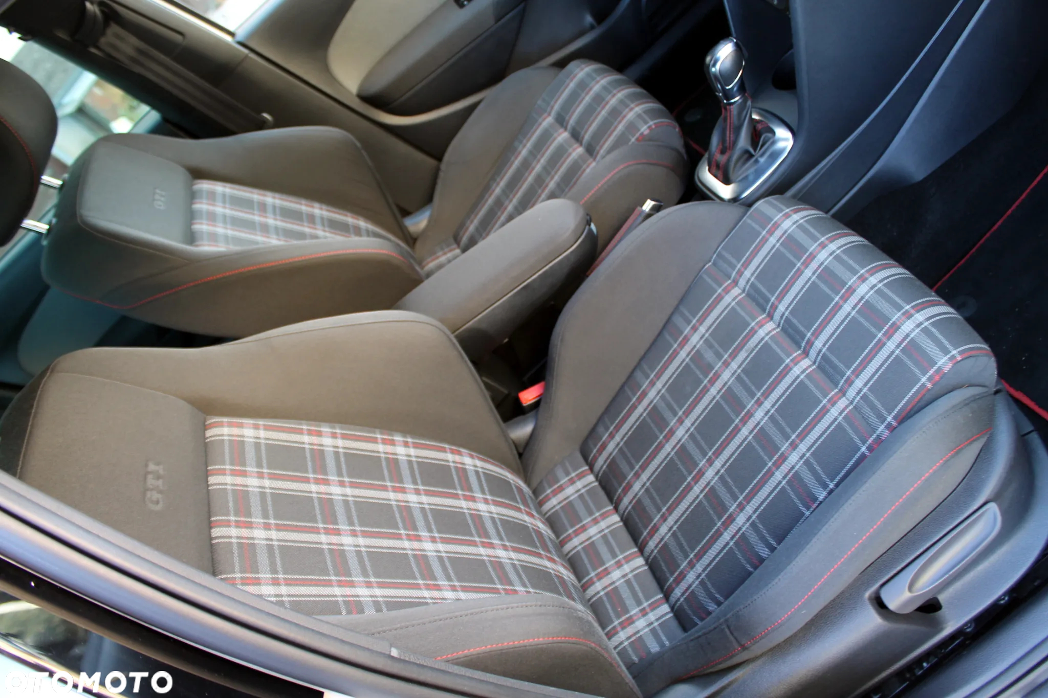 Volkswagen Polo - 11