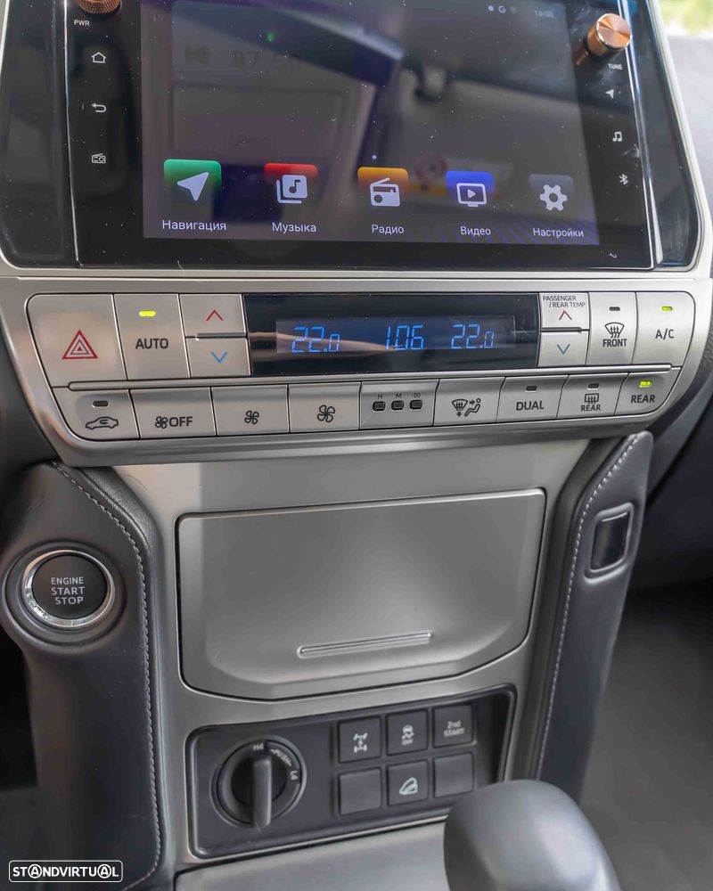 Toyota Land Cruiser Prado - 28