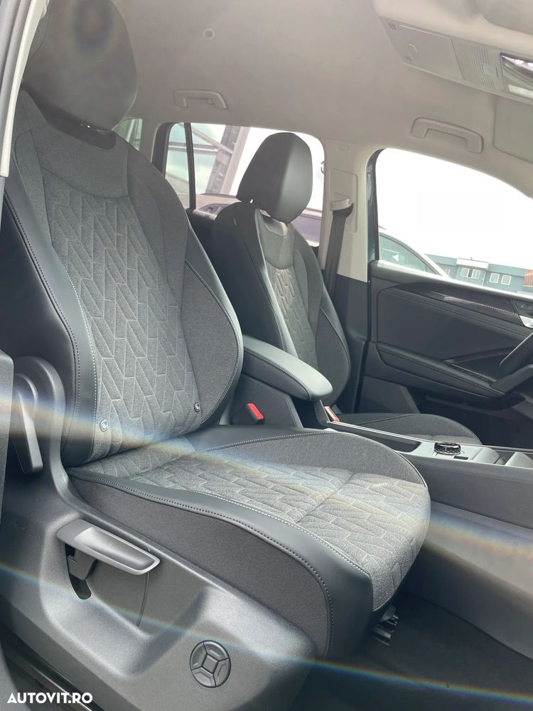 Volkswagen Tiguan - 19
