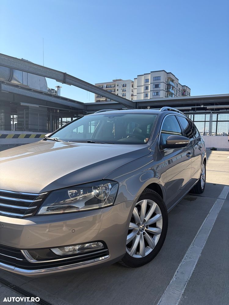 Volkswagen Passat 2.0 TDI DSG BlueMotion Technology Comfortline - 3
