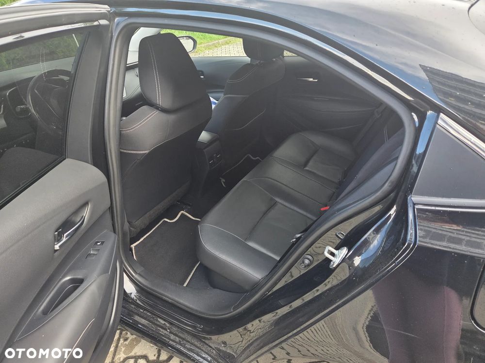 Toyota Corolla 2.0 Hybrid Executive - 3