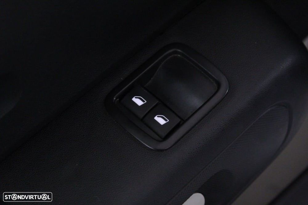 Citroën C3 1.2 PureTech Plus - 20