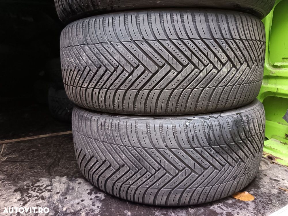Anvelope 4sezoane ms 225 40 19 hankook 2023 6-8mm - 3