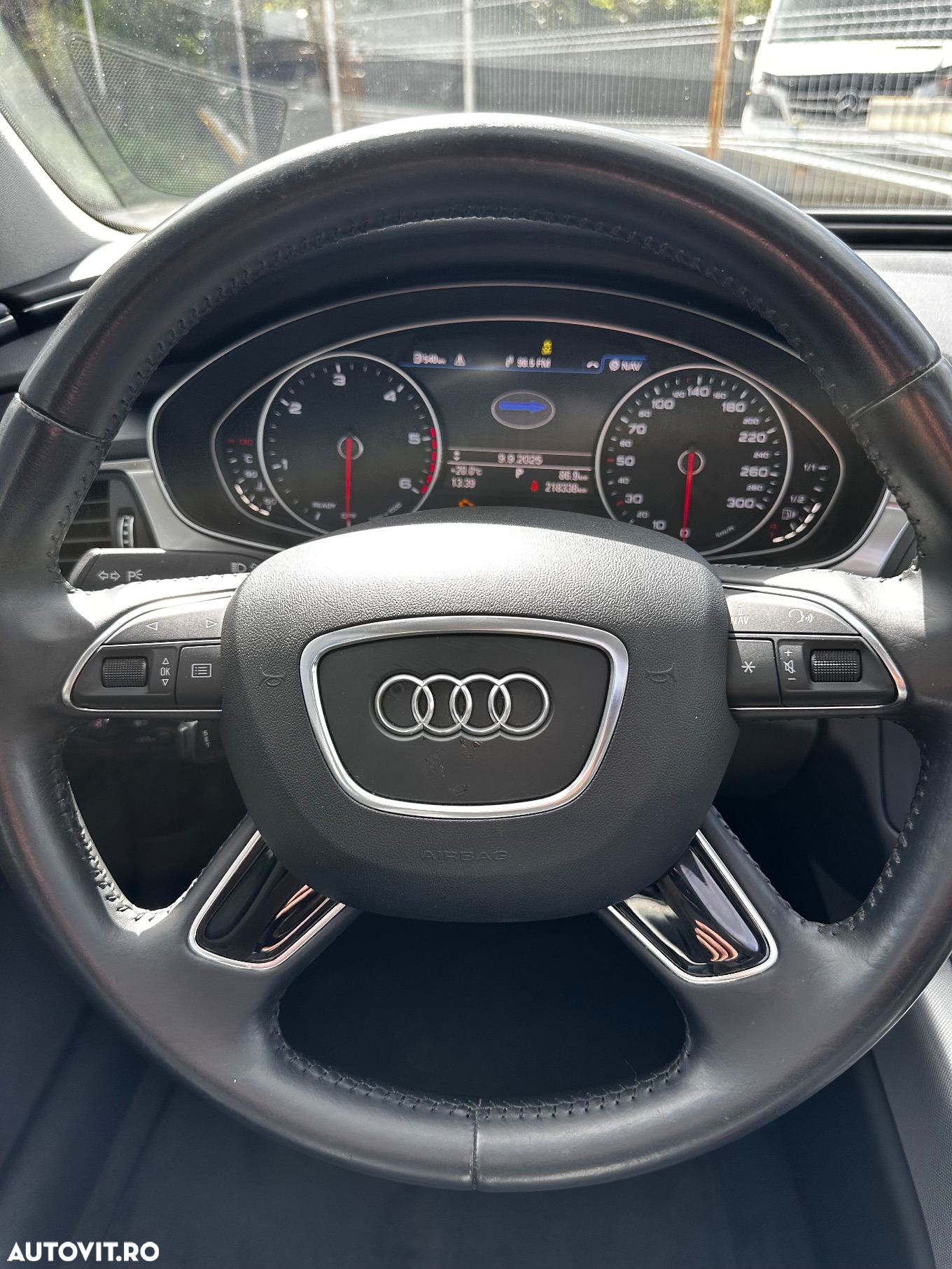 Audi A6 Avant 2.0 TDI quattro S tronic - 12