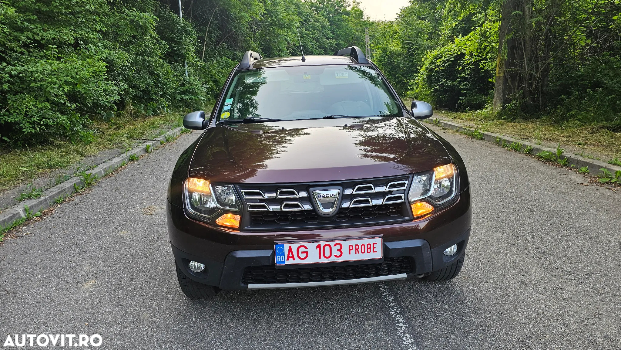 Dacia Duster 1.5 dCi 4x2 Laureate - 8