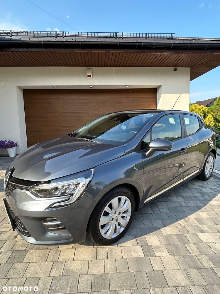 Renault Clio - 10