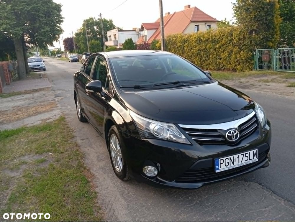 Toyota Avensis 1.8 Sol plus - 2