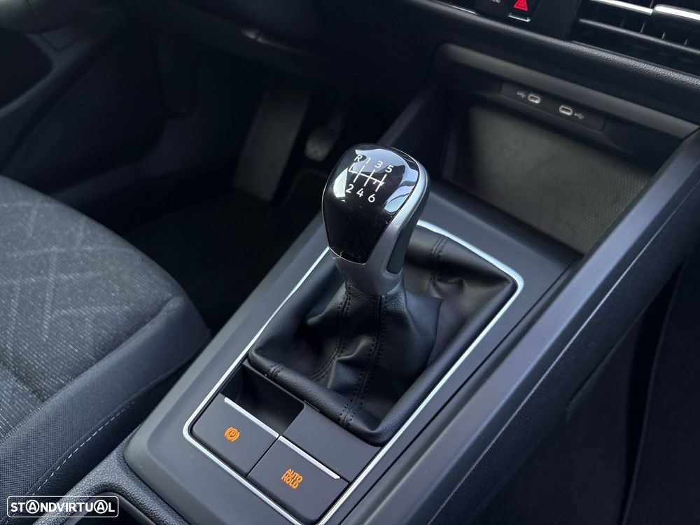 VW Golf Variant 1.0 TSI Life - 26