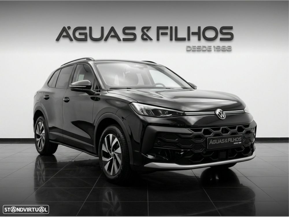VW T-Roc 1.5 eTSI Trend DSG — photo 2