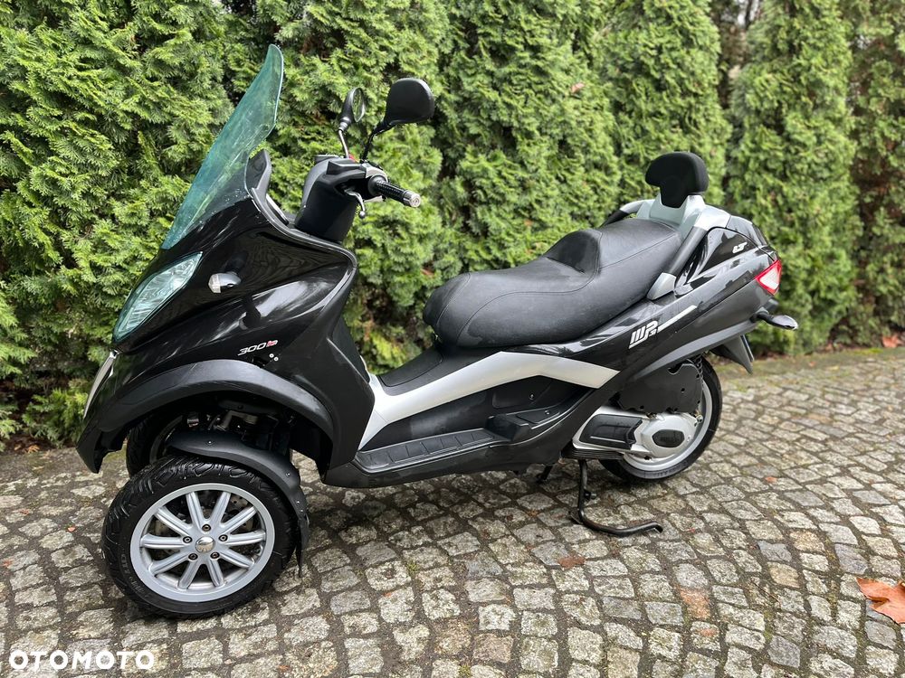 Piaggio MP-3 - 9