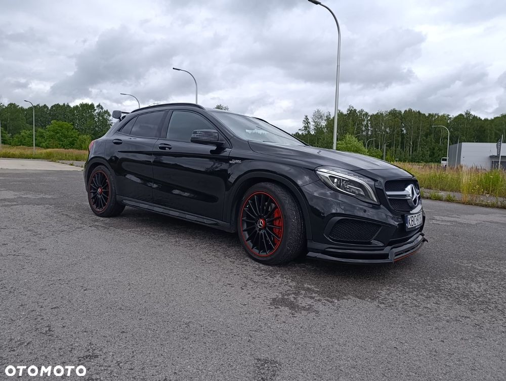 Mercedes-Benz GLA 45 AMG 4-Matic - 5