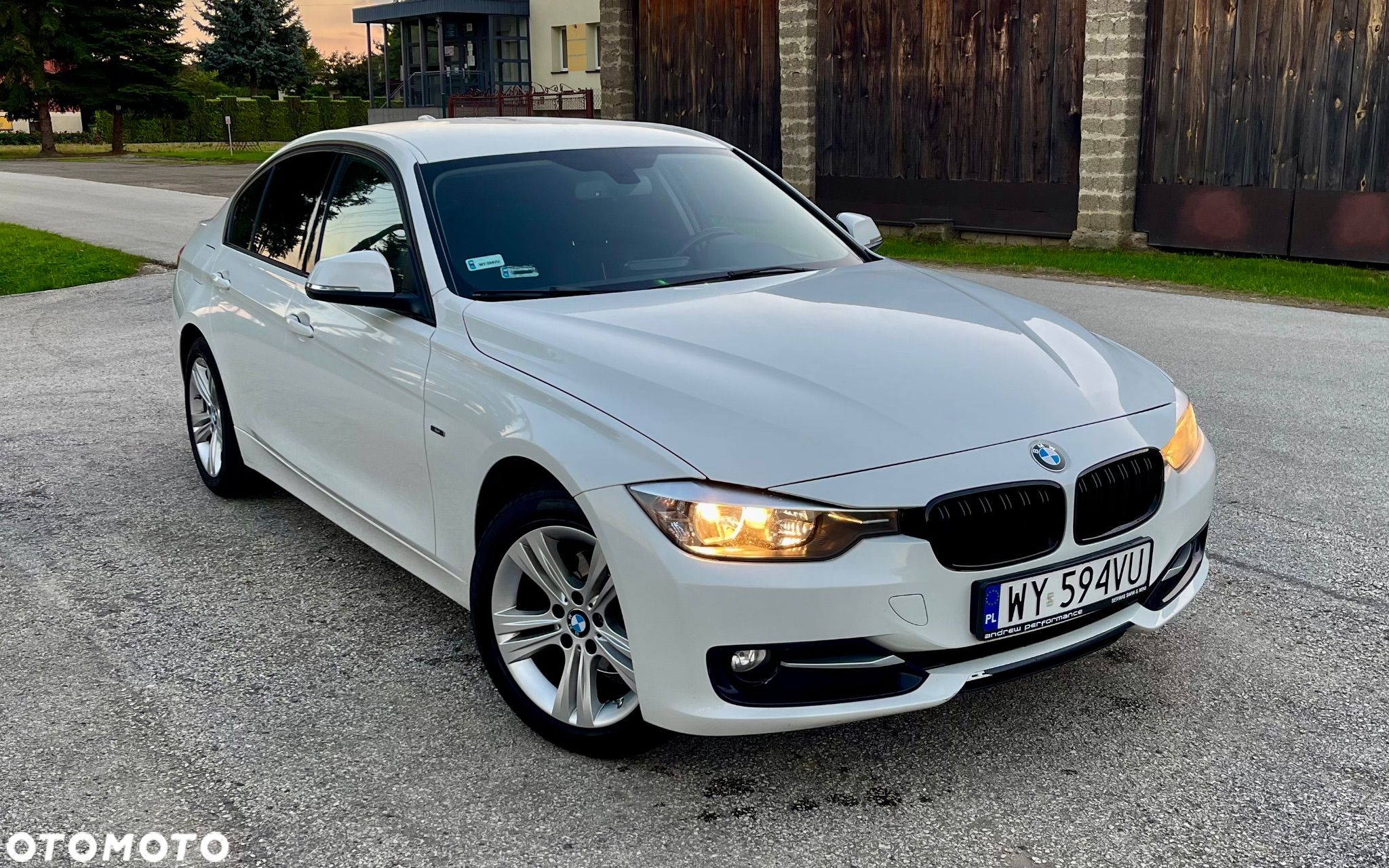 BMW Seria 3 - 1