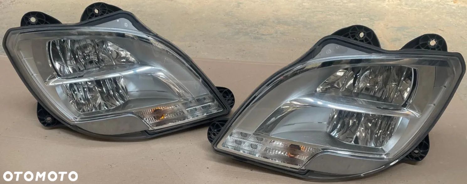 LAMPA FULL LED DAF XF 106 LIFT PRAWA 1857527 LEWA 1857526 STRONA - 1