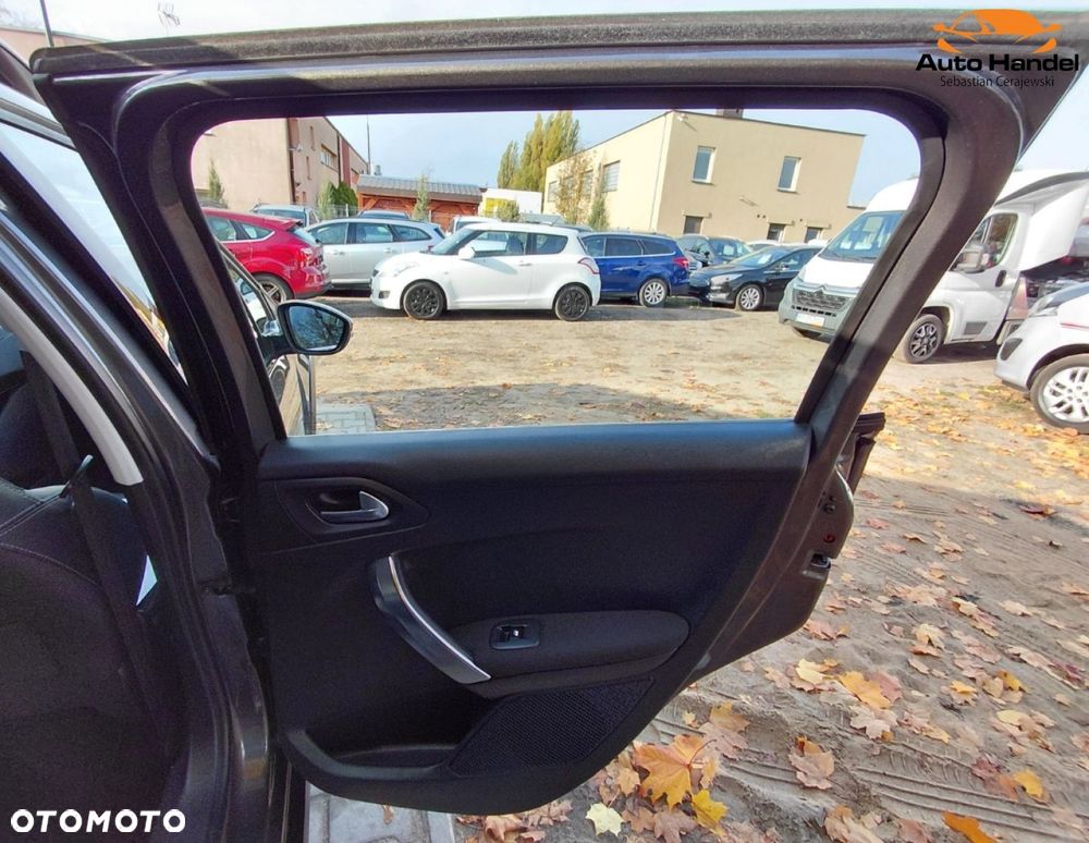 Peugeot 2008 - 40