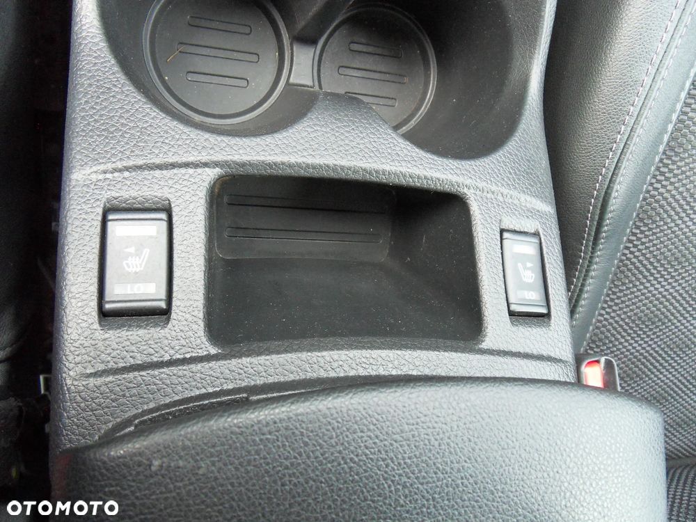 Nissan Qashqai 1.5 dCi DPF 360 - 18