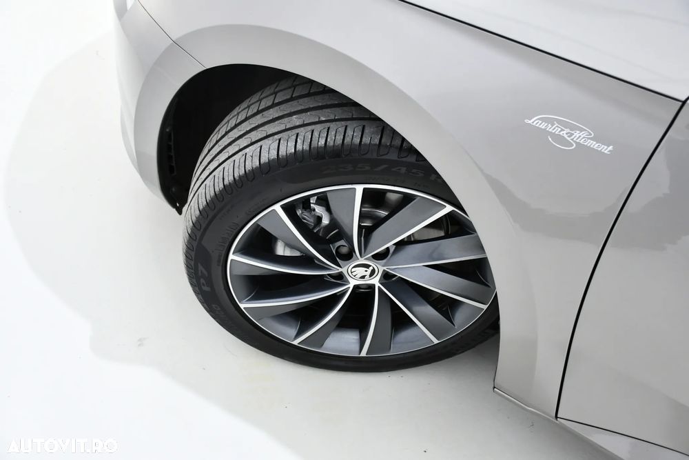 Skoda Superb 2.0 TDI DSG L&K - 32