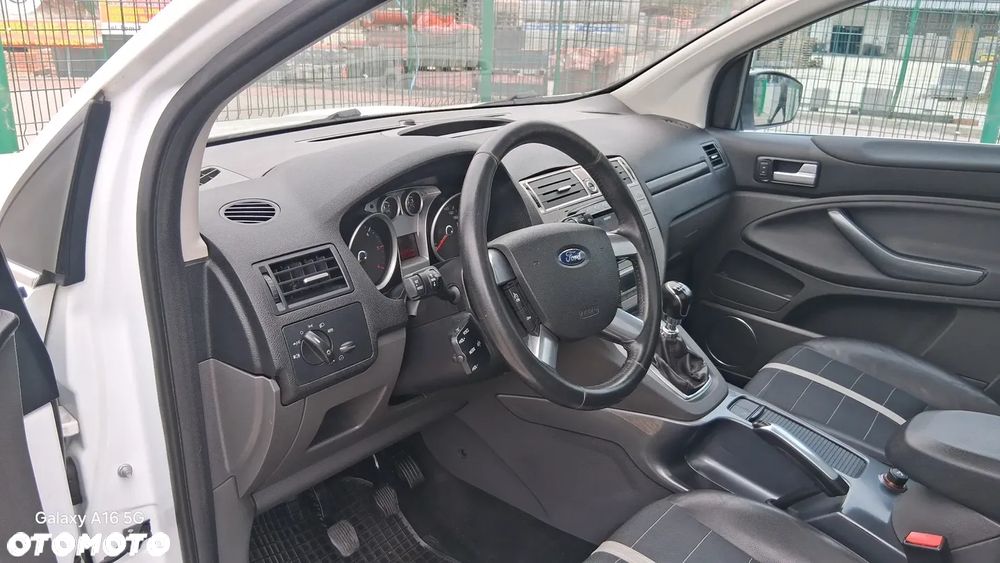 Ford Kuga 2.0 TDCi 4x4 Titanium - 9