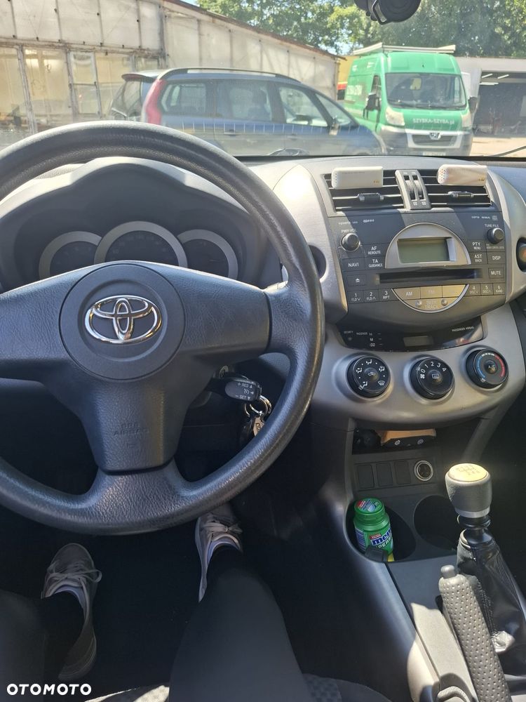 Toyota RAV4 2.2 D-4D Premium - 5