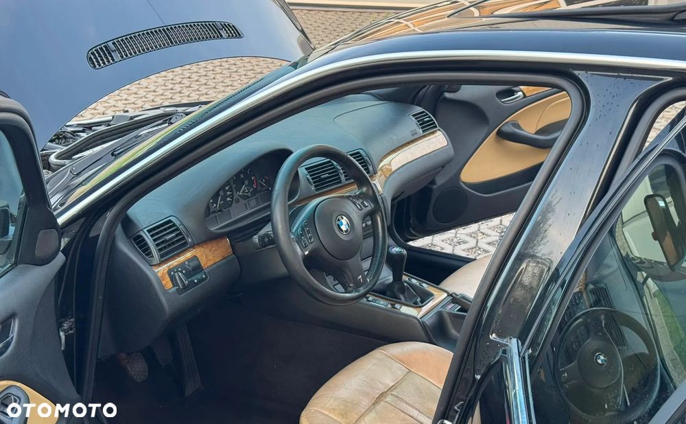 BMW Seria 3 325i - 13
